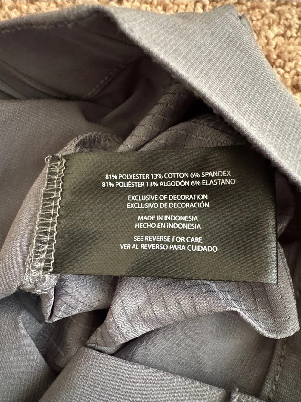 Like New! Banana Republic Men's Gray Performance Flat-Front Shorts